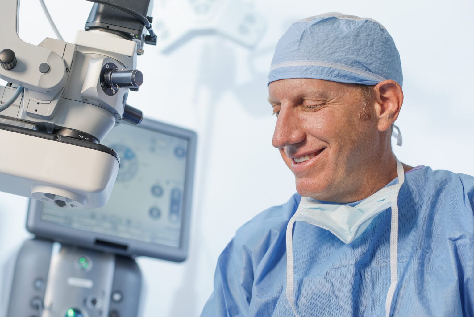 eye retina replacement surgery